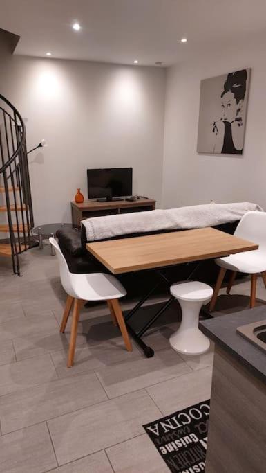 Maison Appartement Fénay Екстериор снимка